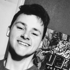 Meet your Posher, Brandon